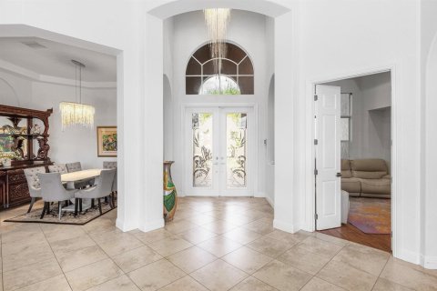 House in Lake Worth, Florida 6 bedrooms, 405.33 sq.m. № 2185247 - photo 6