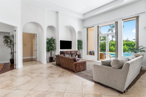 House in Lake Worth, Florida 6 bedrooms, 405.33 sq.m. № 2185247 - photo 7