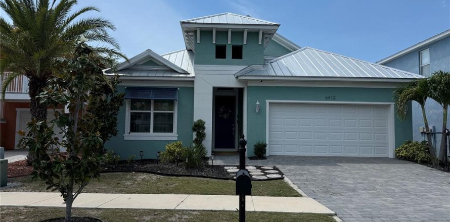 Casa en Apollo Beach, Florida 4 dormitorios, 192.96 m2 № 2202024