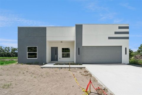Villa ou maison à Davenport, Floride 5 chambres, 213.68 m2 № 2131788