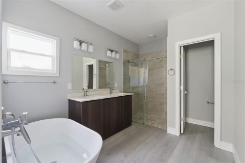 House in Davenport, Florida 5 bedrooms, 213.68 sq.m. № 2131788 - photo 17
