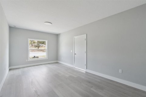 House in Davenport, Florida 5 bedrooms, 213.68 sq.m. № 2131788 - photo 23