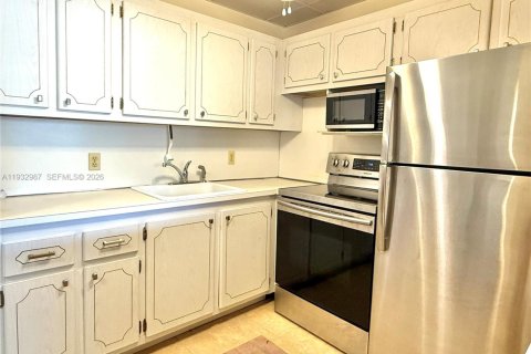 Copropriété à vendre à Deerfield Beach, Floride: 1 chambre, 56.02 m2 № 1998182 - photo 7