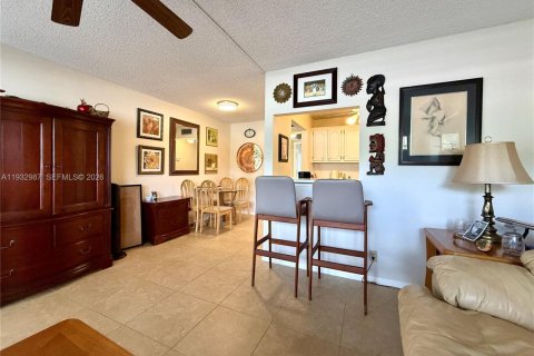 Copropriété à vendre à Deerfield Beach, Floride: 1 chambre, 56.02 m2 № 1998182 - photo 6