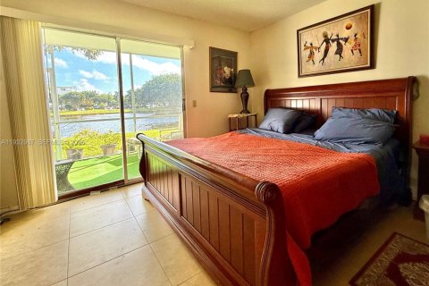 Copropriété à vendre à Deerfield Beach, Floride: 1 chambre, 56.02 m2 № 1998182 - photo 3