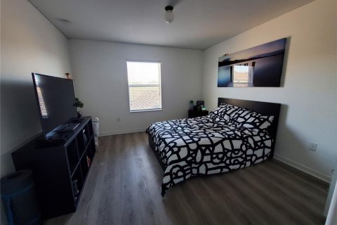 Townhouse in Winter Garden, Florida 4 bedrooms, 197.97 sq.m. № 2099053 - photo 19