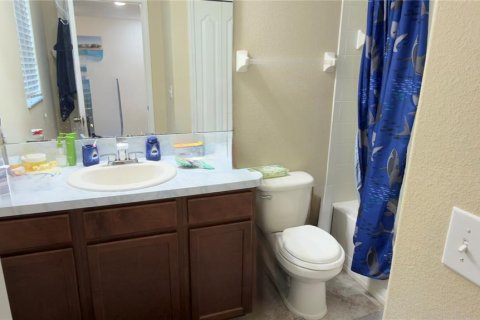 Townhouse in Winter Garden, Florida 4 bedrooms, 197.97 sq.m. № 2099053 - photo 23