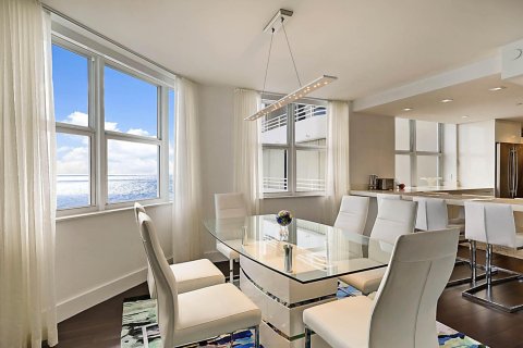 Copropriété à vendre à Highland Beach, Floride: 2 chambres, 187.2 m2 № 2241749 - photo 12