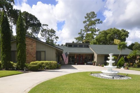 House in New Smyrna Beach, Florida 3 bedrooms, 210.98 sq.m. № 1879369 - photo 3