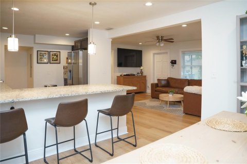 House in Tampa, Florida 3 bedrooms, 133.97 sq.m. № 2227555 - photo 23