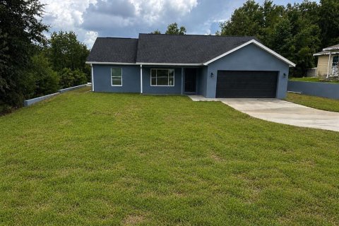 Villa ou maison à Dunnellon, Floride 3 chambres, 127.37 m2 № 2133513