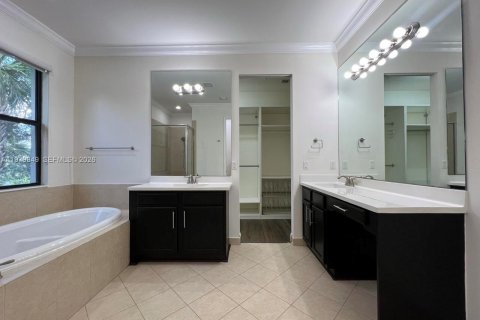 Touwnhouse à vendre à Sunrise, Floride: 4 chambres, 176.05 m2 № 2046325 - photo 27