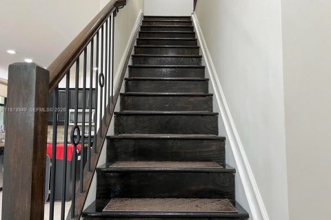 Touwnhouse à vendre à Sunrise, Floride: 4 chambres, 176.05 m2 № 2046325 - photo 16