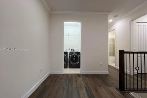 Touwnhouse à vendre à Sunrise, Floride: 4 chambres, 176.05 m2 № 2046325 - photo 21