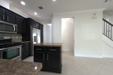 Touwnhouse à vendre à Sunrise, Floride: 4 chambres, 176.05 m2 № 2046325 - photo 8