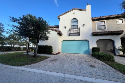 Townhouse in Sunrise, Florida 4 bedrooms, 176.05 sq.m. № 2046325