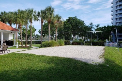 Снять в аренду кондоминиум в Авентура, Флорида 2 спальни, 102.56м2, № 1950076 - фото 25