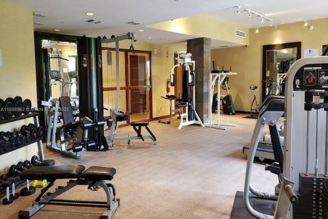 Снять в аренду кондоминиум в Авентура, Флорида 2 спальни, 102.56м2, № 1950076 - фото 26