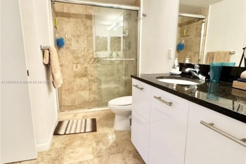 Снять в аренду кондоминиум в Авентура, Флорида 2 спальни, 102.56м2, № 1950076 - фото 19