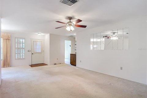 House in Spring Hill, Florida 2 bedrooms, 111.2 sq.m. № 2220599 - photo 17