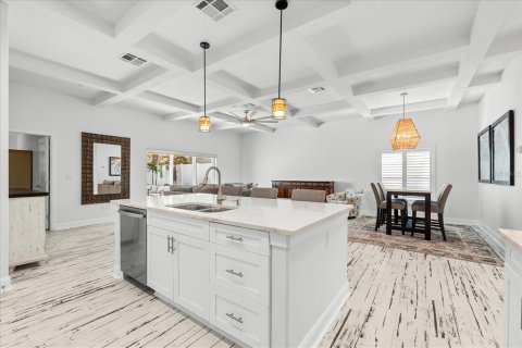 Villa ou maison à vendre à Palm Harbor, Floride: 4 chambres, 187.85 m2 № 1760481 - photo 14