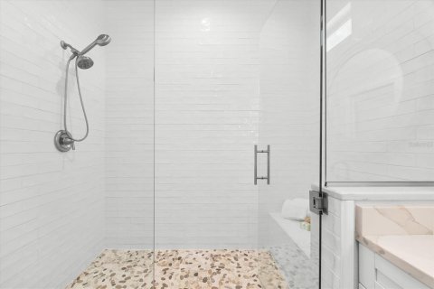 Villa ou maison à vendre à Palm Harbor, Floride: 4 chambres, 187.85 m2 № 1760481 - photo 24