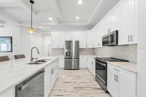 Villa ou maison à vendre à Palm Harbor, Floride: 4 chambres, 187.85 m2 № 1760481 - photo 13