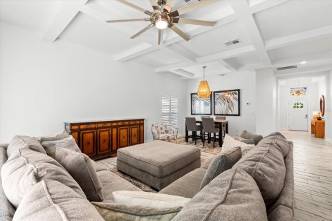 Villa ou maison à vendre à Palm Harbor, Floride: 4 chambres, 187.85 m2 № 1760481 - photo 8