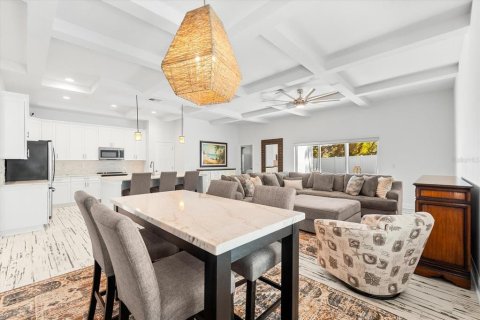 Villa ou maison à vendre à Palm Harbor, Floride: 4 chambres, 187.85 m2 № 1760481 - photo 17