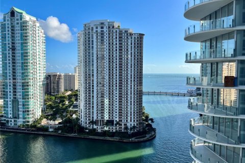 Condominio en alquiler en Miami, Florida, 2 dormitorios, 93.37 m2 № 1951474 - foto 17