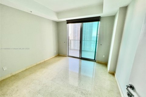 Condominio en alquiler en Miami, Florida, 2 dormitorios, 93.37 m2 № 1951474 - foto 11