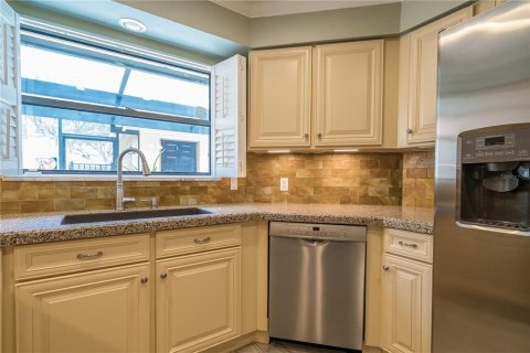 Adosado en venta en Tampa, Florida, 3 dormitorios, 153.47 m2 № 1813763 - foto 17