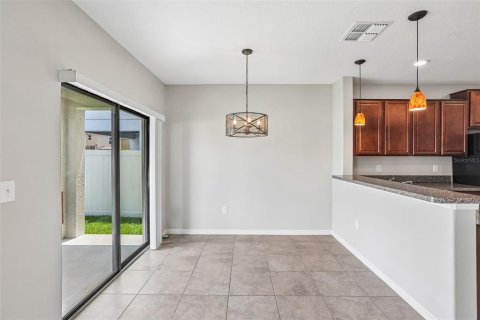 Casa en venta en Tampa, Florida, 3 dormitorios, 145.67 m2 № 2239103 - foto 8