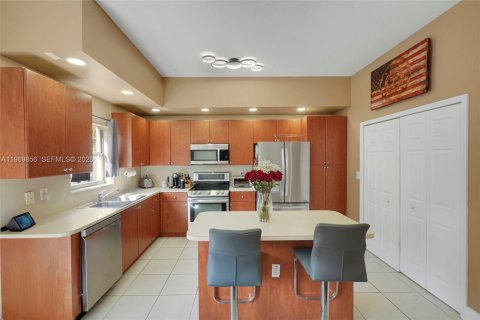 Adosado en venta en Cutler Bay, Florida, 2 dormitorios, 141.03 m2 № 2030804 - foto 23