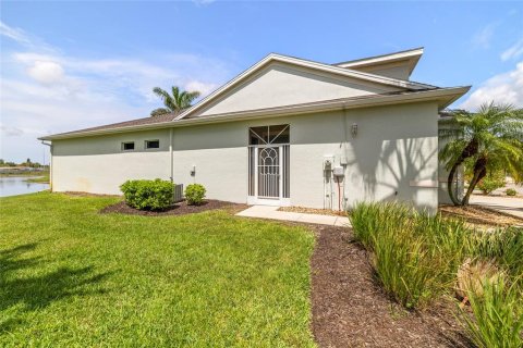 Casa en venta en Punta Gorda, Florida, 3 dormitorios, 129.88 m2 № 1772929 - foto 3