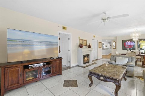 Condominio en venta en New Smyrna Beach, Florida, 3 dormitorios, 179.77 m2 № 2308100 - foto 15