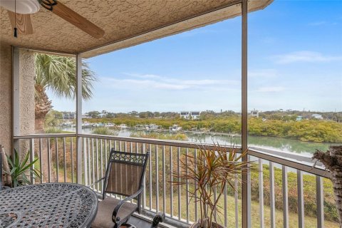 Condominio en venta en New Smyrna Beach, Florida, 3 dormitorios, 179.77 m2 № 2308100 - foto 18