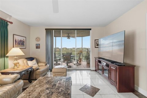 Condominio en venta en New Smyrna Beach, Florida, 3 dormitorios, 179.77 m2 № 2308100 - foto 10