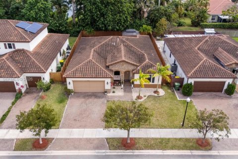 Villa ou maison à vendre à Homestead, Floride: 4 chambres, 202.34 m2 № 2057142 - photo 2