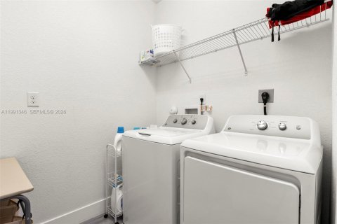 Villa ou maison à vendre à Homestead, Floride: 4 chambres, 202.34 m2 № 2057142 - photo 22