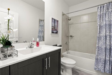 Villa ou maison à vendre à Homestead, Floride: 4 chambres, 202.34 m2 № 2057142 - photo 28