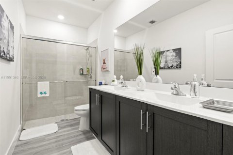 Villa ou maison à vendre à Homestead, Floride: 4 chambres, 202.34 m2 № 2057142 - photo 21