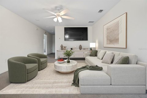 House in Kissimmee, Florida 4 bedrooms, 168.99 sq.m. № 2195571 - photo 5