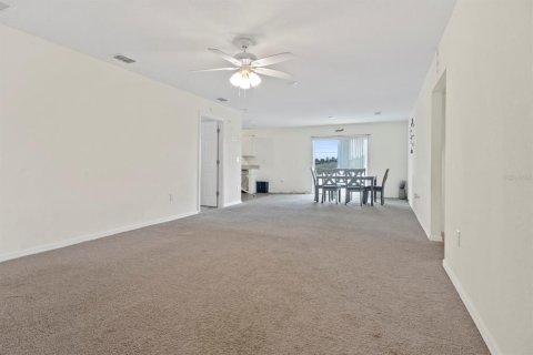 House in Kissimmee, Florida 4 bedrooms, 168.99 sq.m. № 2195571 - photo 6
