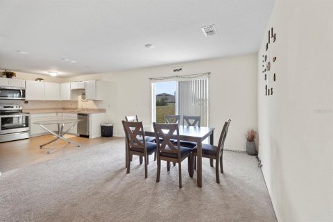 House in Kissimmee, Florida 4 bedrooms, 168.99 sq.m. № 2195571 - photo 10