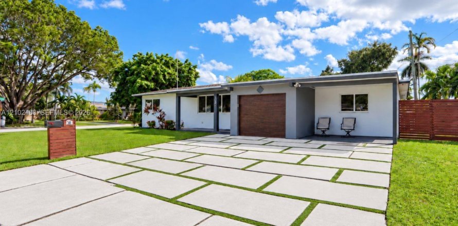 Casa en Wilton Manors, Florida 3 dormitorios, 143.16 m2 № 2427924
