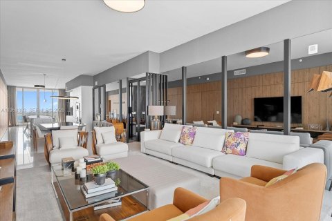 Condo in Sunny Isles Beach, Florida, 3 bedrooms № 2032022 - photo 4