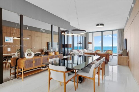 Condo in Sunny Isles Beach, Florida, 3 bedrooms № 2032022 - photo 6