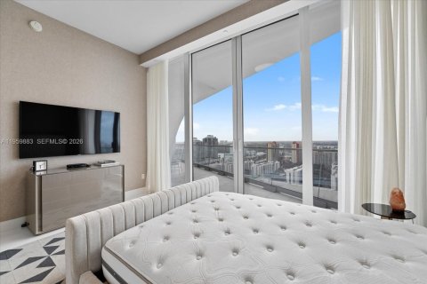 Condo in Sunny Isles Beach, Florida, 3 bedrooms № 2032022 - photo 23