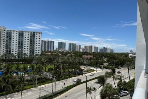 Купить кондоминиум в Санни-Айлс-Бич, Флорида № 2009713 - фото 27